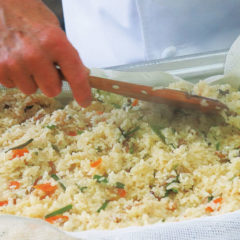 山菜おこわ<br>420円（税込）～