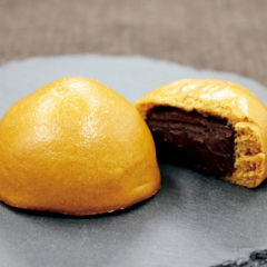 茶まんじゅう<br>110円（税込）